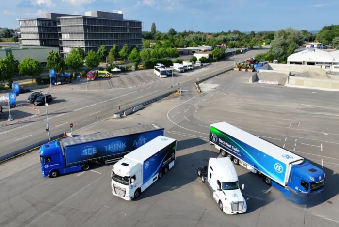 采埃孚展示先進的商用車電驅橋系統 加速電動出行