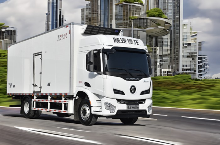 陜汽M6000一身真材實料,助力全程穩(wěn)盈!
