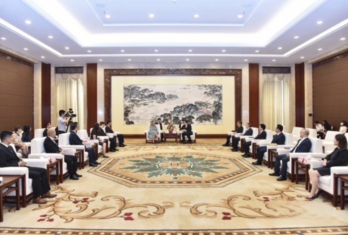 康明斯與卓品智能簽署合作協議，開拓軟件電子新機遇