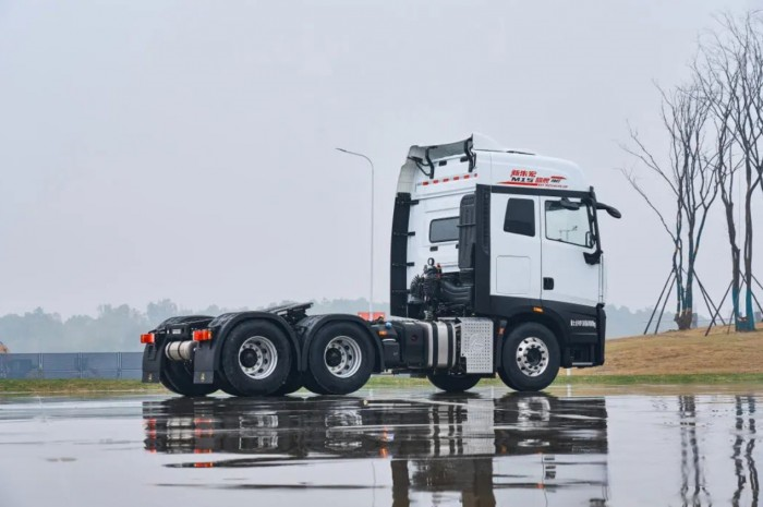 不等雙十一！三一重卡新朱宏現(xiàn)車拼團(tuán)搶購，5人成團(tuán)立享萬元禮包