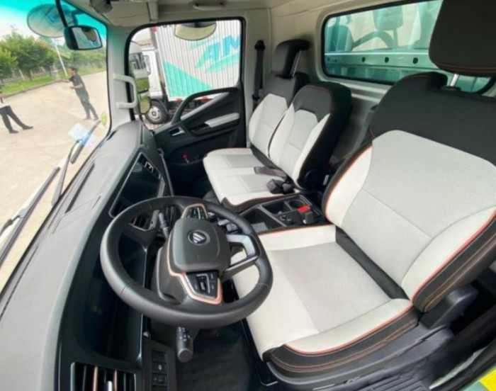 專為新手卡友打造，福田汽車自動擋輕卡助力城配運輸