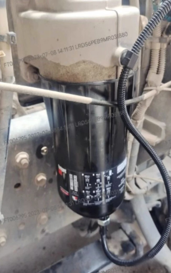 福田戴姆勒321閃修服務(wù):一路愜意運(yùn)輸,讓天路變坦途!