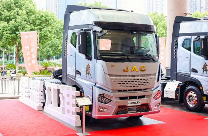 守正創新,且看江淮星耀X7如何破局煥新!