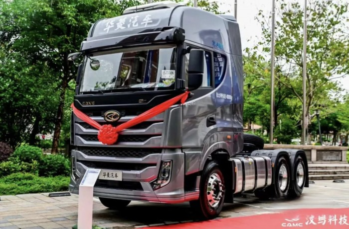 “盈”字當頭 華菱S11助您高效馳騁創(chuàng)富路