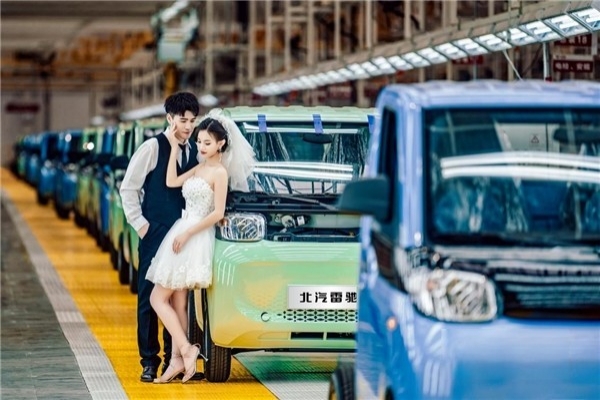 讓幸福觸手可及，北汽雷馳新能源MINI卡見證七夕