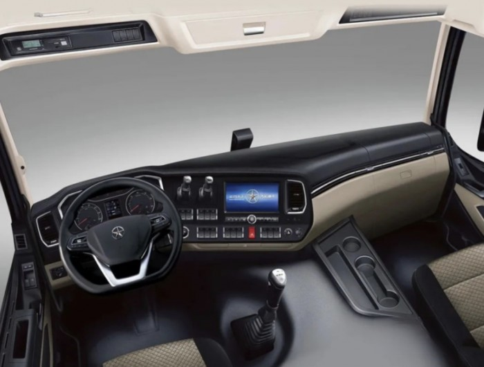 山西大運汽車:潮流重卡新玩法