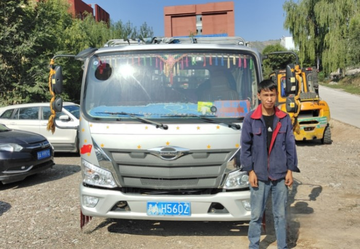 青?？ㄓ?福田領航輕卡用的好，又帶新客戶過來了