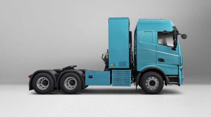 同為牽引車,你選“跑的遠”還是“拉的多”?