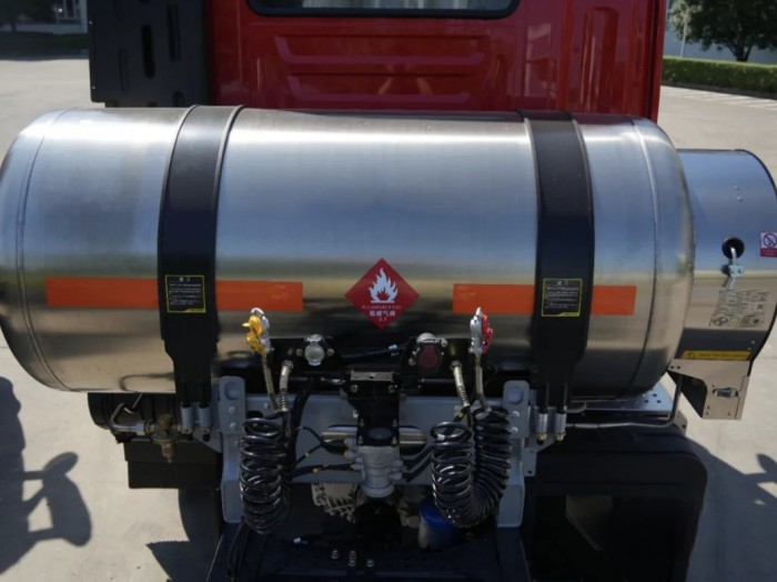 強(qiáng)勁動(dòng)力，上汽紅巖天然氣重卡帶你高效運(yùn)營(yíng)！