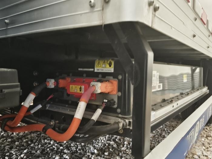 輕卡界精英 “六邊形”戰士徐工漢馳巨能星夠頂流