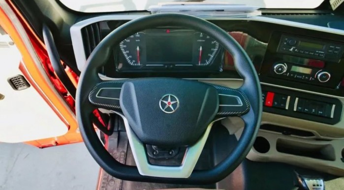 百公里氣耗28.7kg,大運V7H 燃氣牽引車一年多賺3萬元